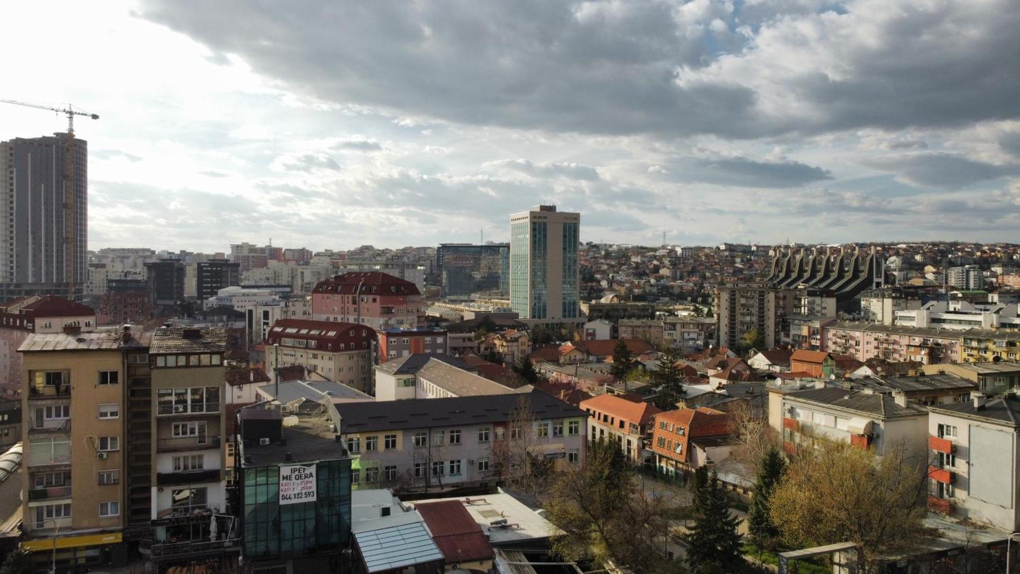Central View Apartment Пристина Екстериор снимка